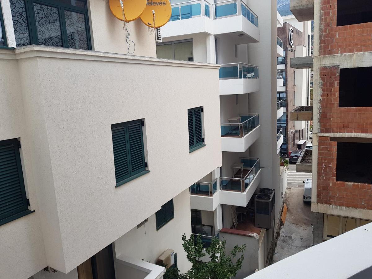 Villa Alba Apartments Dobra Voda Exterior foto